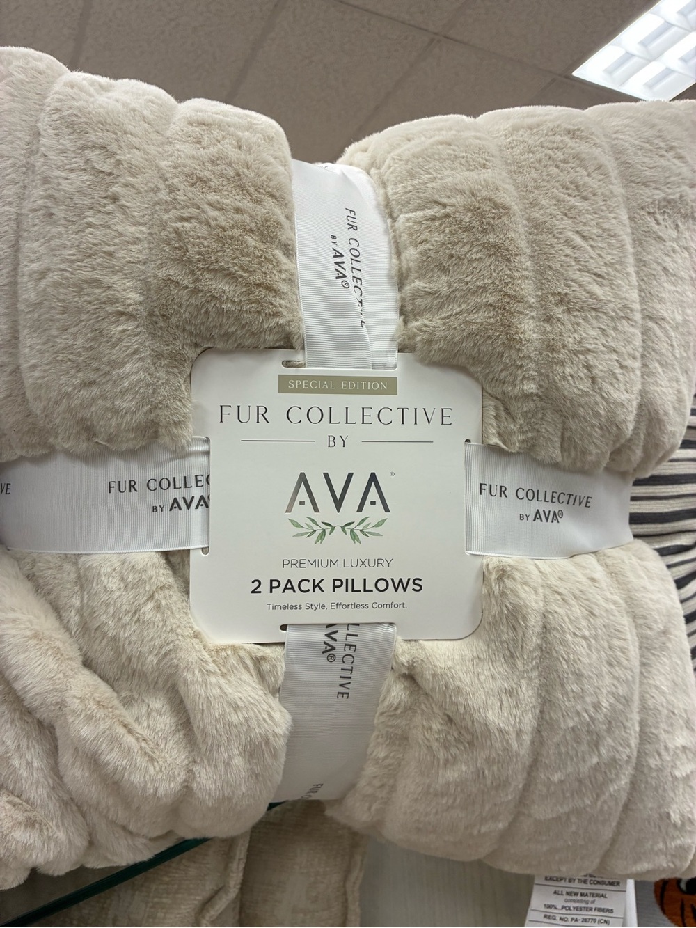 Fur Collective Cream 2-Pack Premium Pillows